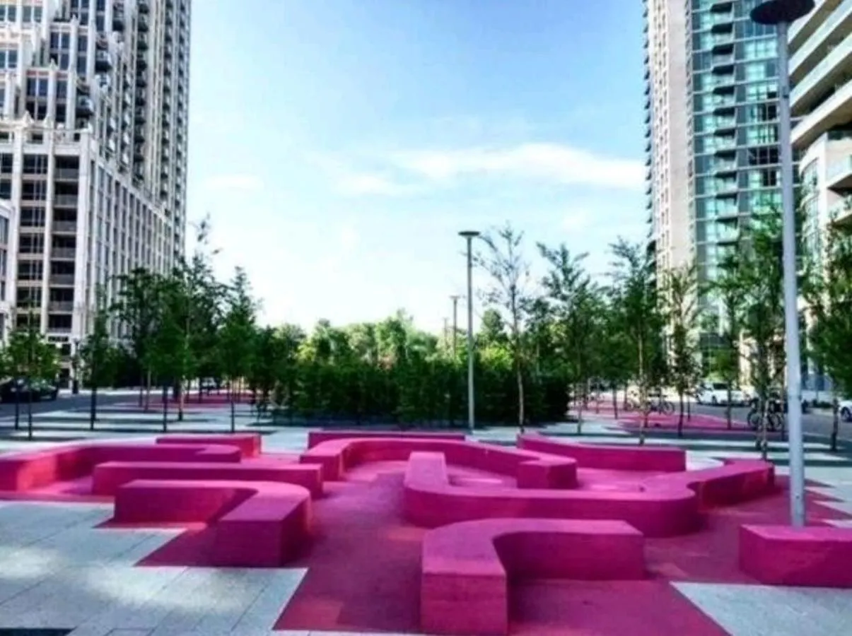 Cn Tower View With Free Parking, Pool, & Gym By Trains And Buses Apartment Toronto